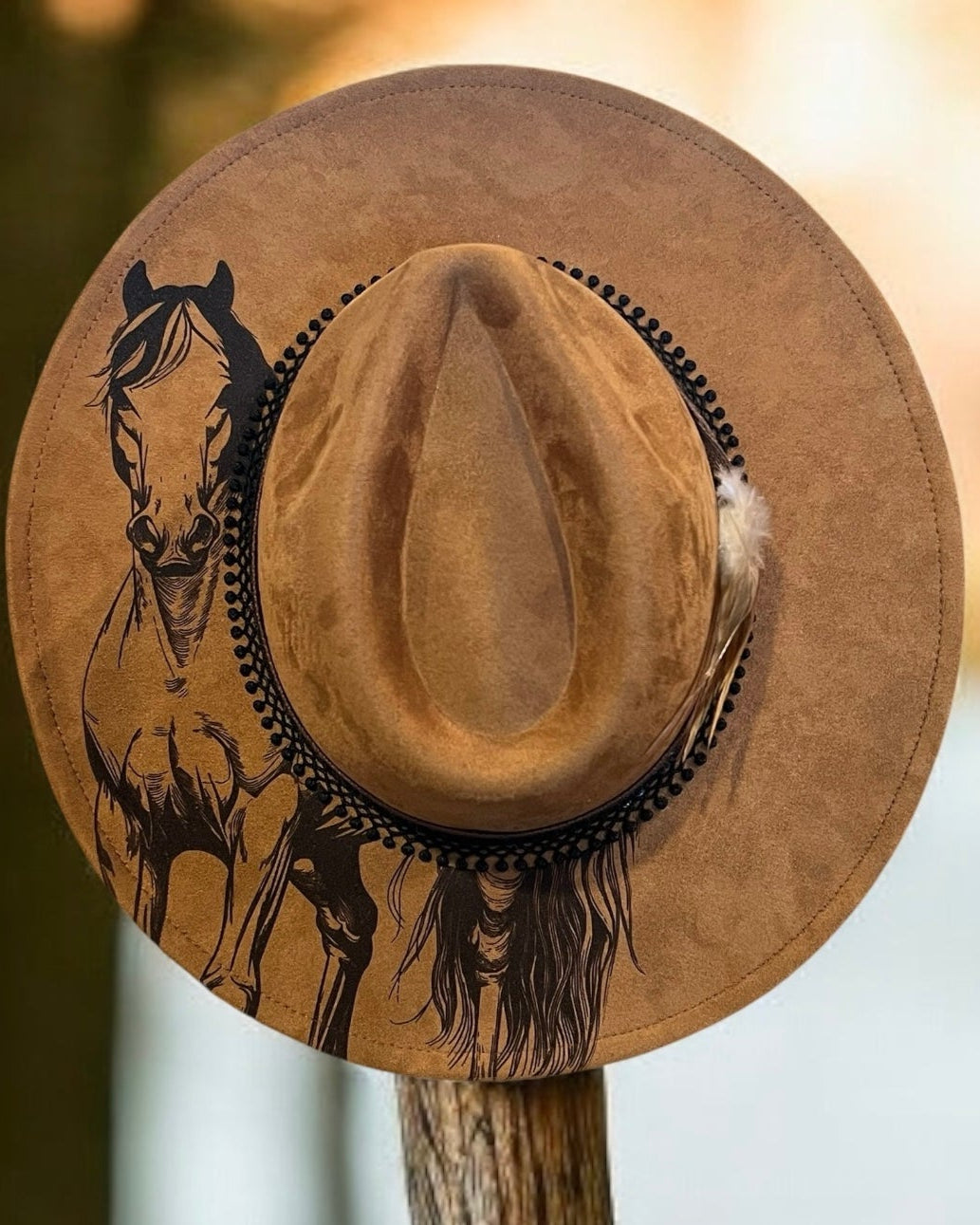 Wide brim hat- Horse