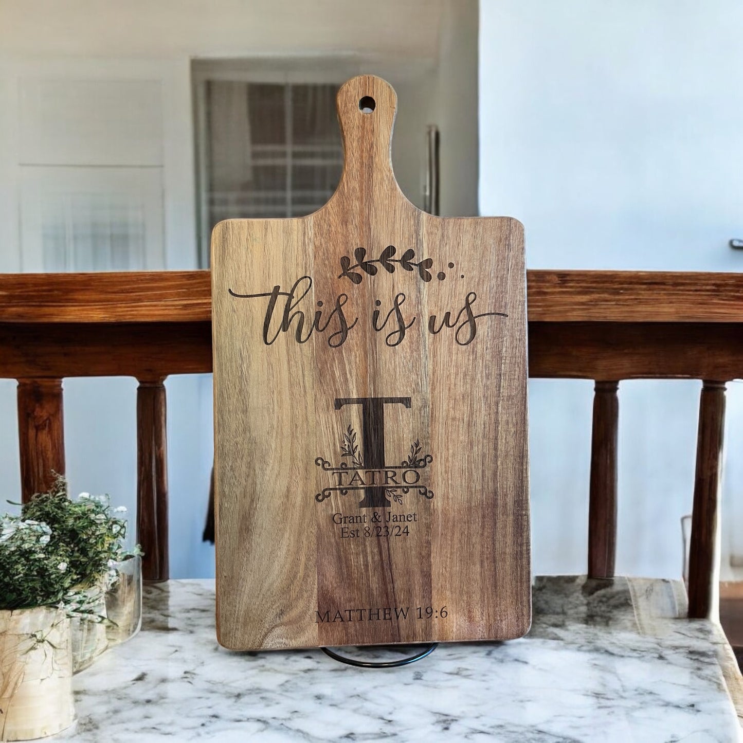 Acacia cutting boards with custom engraving