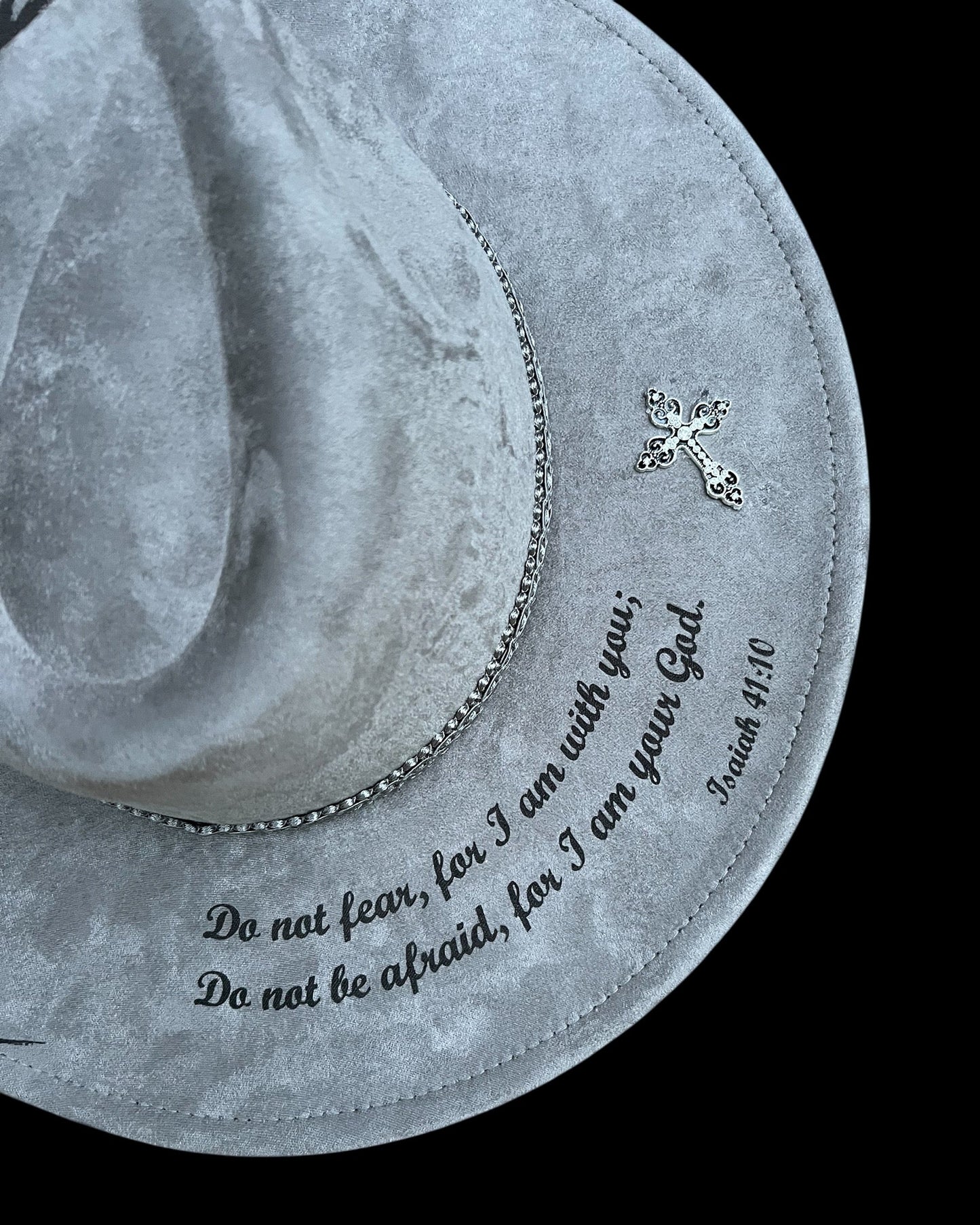 Wide brim hat- Wolf Isaiah 41:10